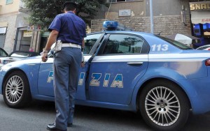 Non accetta che la ex abbia un’altra relazione e la minaccia di morte, giovane denunciato dalla polizia