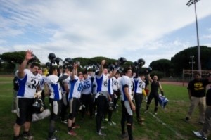 Football americano, gli Steelers Terni battono gli Hammers e vincono la divisione E