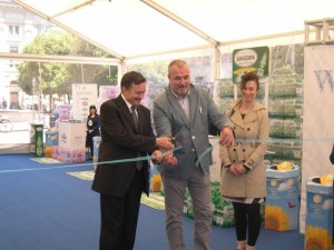Inizia il Water Festival, inaugurata stamattina a Piazza Tacito la Water House