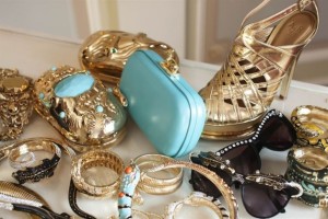 Una collezione di accessori di Anna Dello Russo per H&M in 140 store da ottobre