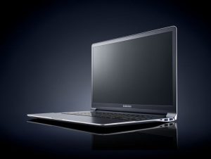 Samsung Serie 9, il nuovo ultra-notebook che si accende in 9.8 secondi