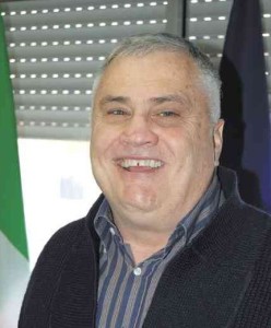 L’uomo più laureato del mondo oggi a Narni ha conseguito la 14esima laurea