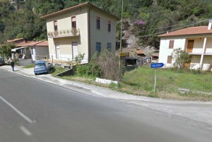 Terni, muore donna colta da malore nel sonno. Il cane la morde al volto per svegliarla