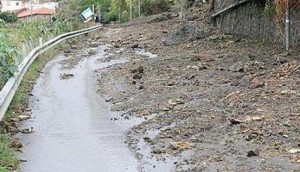 Maltempo, frane in zone incendiate in estate: chiusa Flaminia, Cecalocco isolata. Allagamenti a Terni