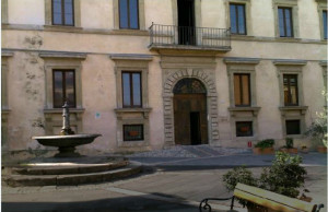 Facoltà di Economia trasferita a San Valentino. Astrolabio: ”6 milioni sprecati”. Udc: ”Collescipoli muore”