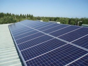 Pannelli fotovoltaici su edifici della Provincia di Terni: energia pulita e introiti per 440 mila euro
