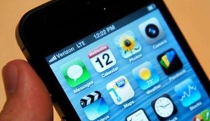 Rubano cellulare e trasferiscono credito su proprie sim, due ternane 17enni denunciate