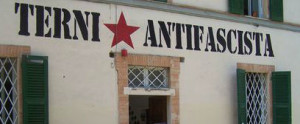Terni, Rete antifascita: ”Militante di Casapound ha minacciato con coltello uno di noi”