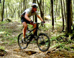 Ternano in mountain bike si perde nei boschi presso la Cascata, salvato dai vigili del fuoco