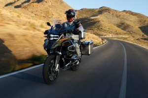 La nuova Bmw R 1200 Gs Adventure di scena all’Eicma 2013 di Milano