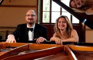 Araba Fenice: sabato a Collescipoli di scena il pianoforte a quattro mani con ”Mosaico di Danze”