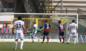Crotone-Ternana 1-1: un pareggio che porta le fere a 12 partite senza sconfitte