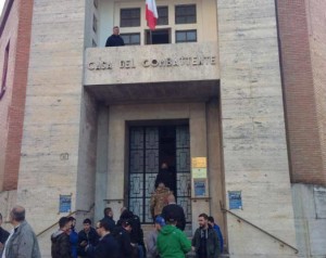 Terni, CasaPound ha inaugurato nuova sede: ”Caf, libreria e sala conferenze a disposizione dei cittadini”