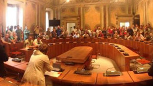 Ast, prosegue la protesta degli operai, occupata sala Consiglio comunale