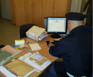 Terni, assegni rubati, polizia postale recupera 21 mila euro in due operazioni