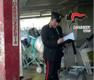 Acquasparta, scoperta carrozzeria abusiva: titolare e clienti multati