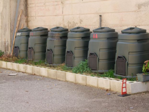 Terni, compostiere per rifiuti organici: le dà il Comune in comodato d’uso gratuito