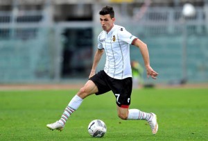Ternana, operazione col Bari: ufficiale lo scambio Furlan-Defendi
